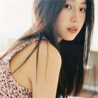 顾盼生香